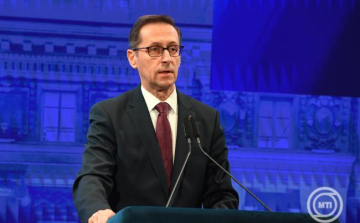 Varga Mihály: a tartós árstabilitás elérése áll a monetáris politika fókuszában