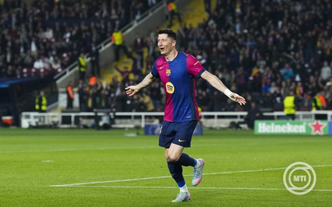 Bajnokok Ligája - Kiütéses dortmundi vereség Barcelonában, kétgólos előnyben a PSG